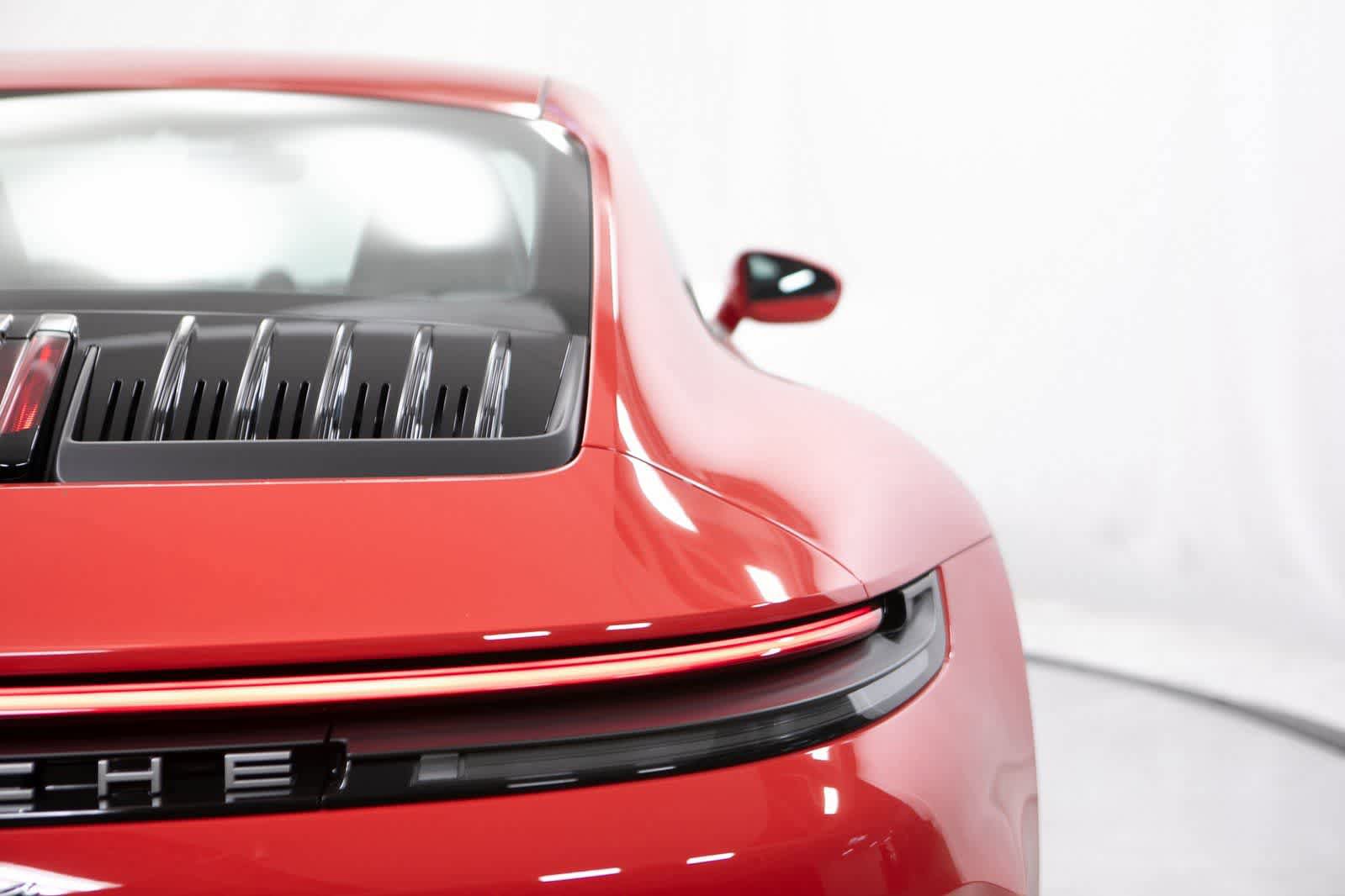 Certified 2025 Porsche 911 Carrera image 36