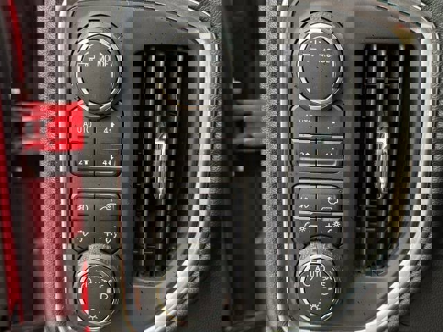 Used 2022 Chevrolet Silverado 1500 RST image 24