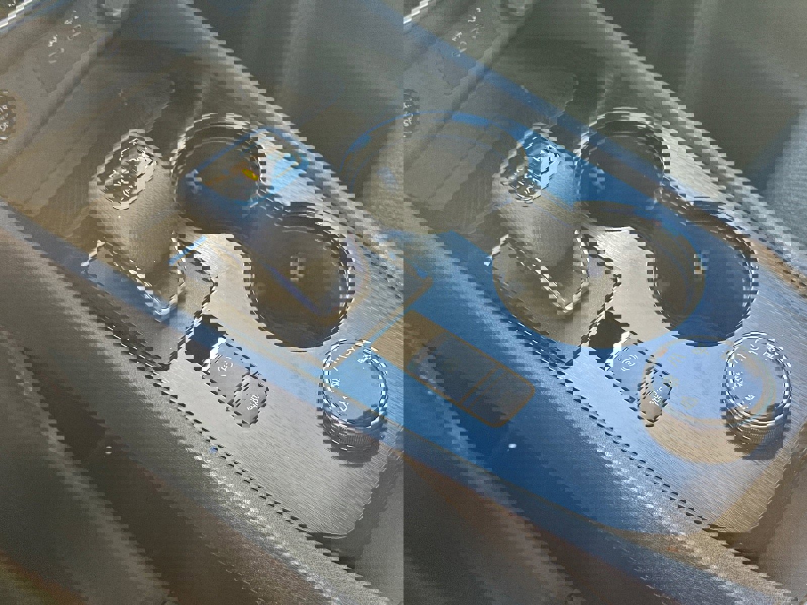 Used 2024 Nissan Rogue SV image 31