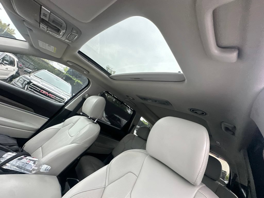 Used 2022 Kia Telluride SX FWD image 12