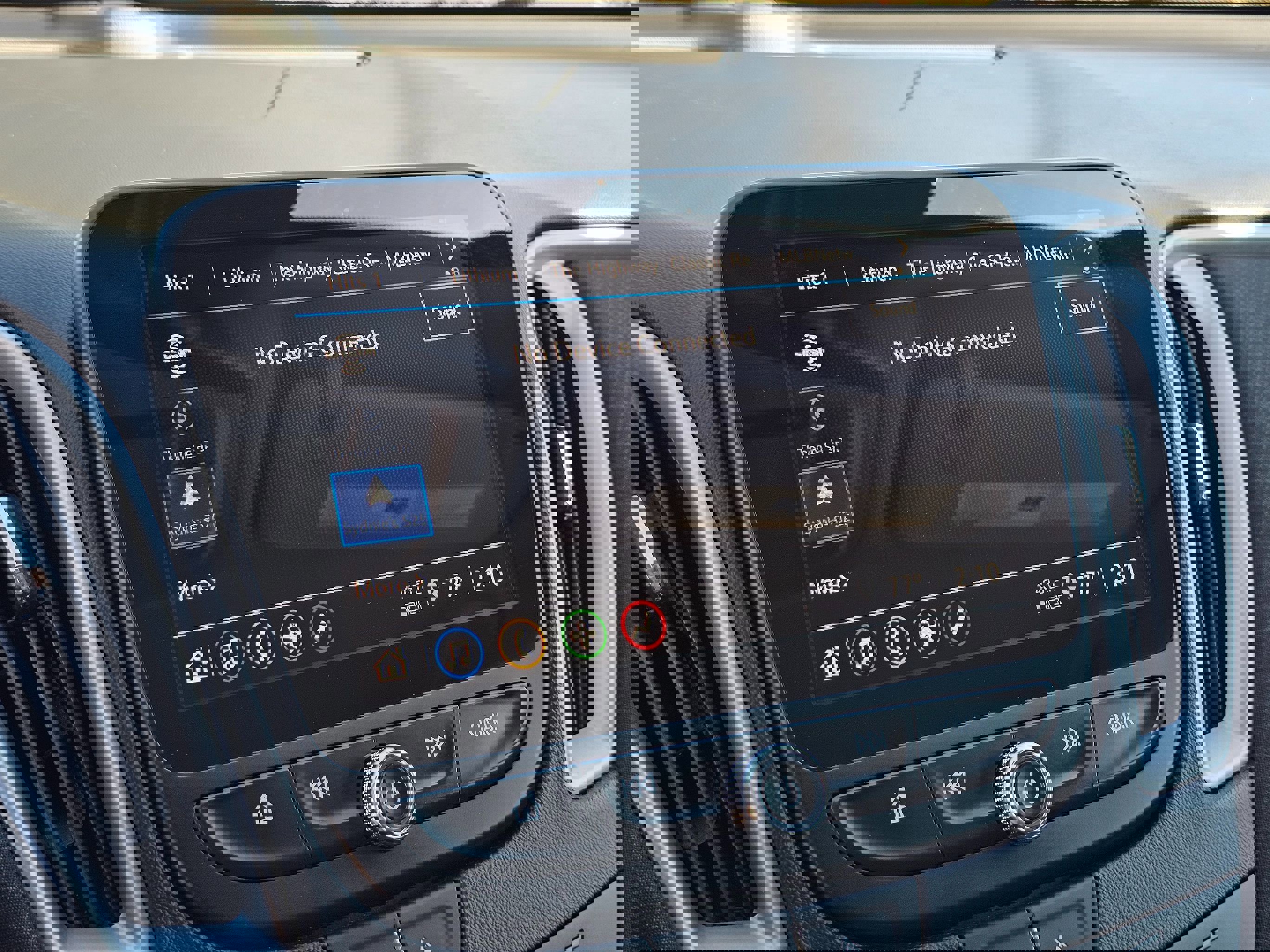 Used 2023 Chevrolet Malibu LT image 25