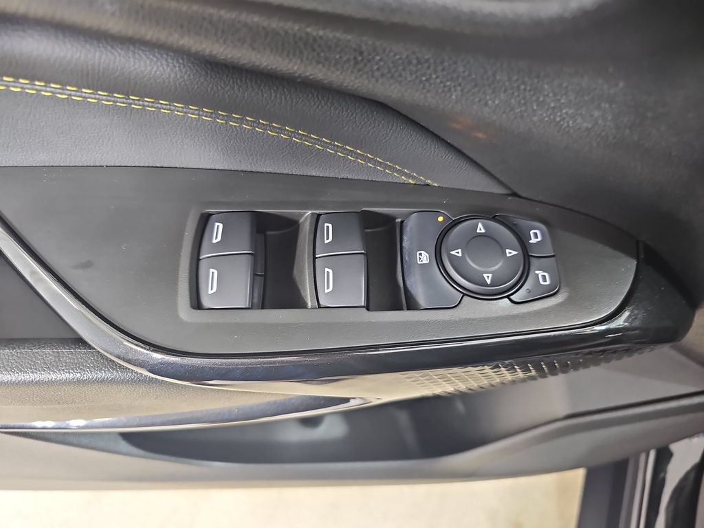 Certified 2024 Chevrolet Trax LT w/ Driver Confidence Package FWD image 32