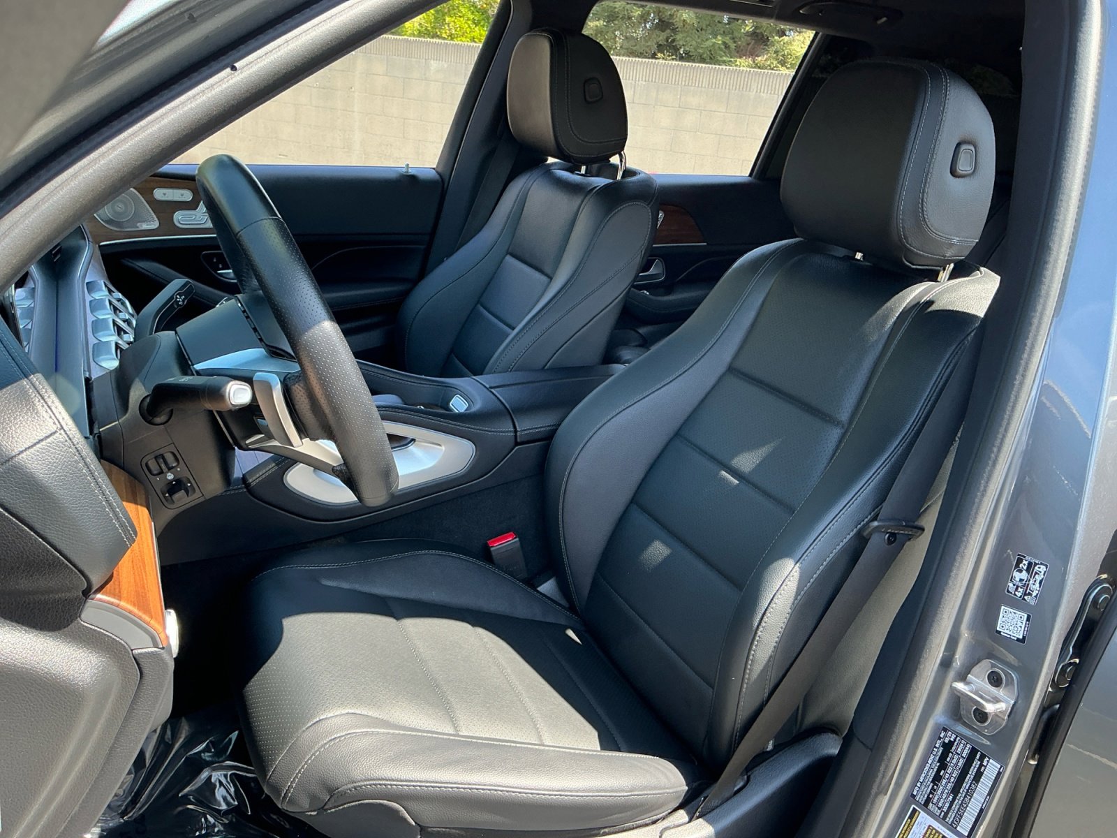 Used 2025 Mercedes-Benz GLS 450 4MATIC image 18