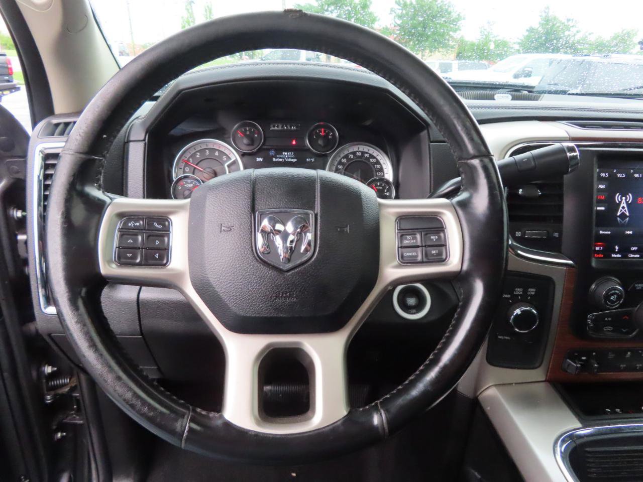 Used 2018 RAM 3500 Laramie AWD/4WD image 36