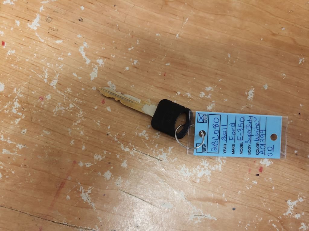 Used 2011 Ford E-350 and Econoline 350 XLT image 13