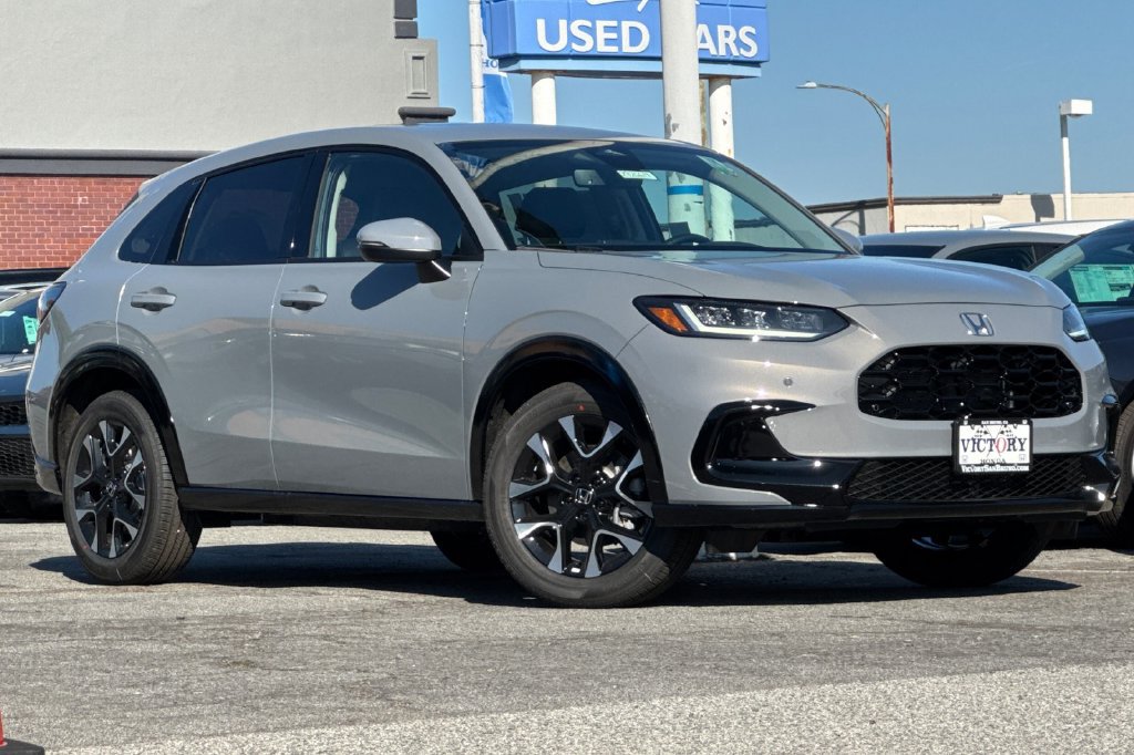 New 2026 Honda HR-V EX-L image 2