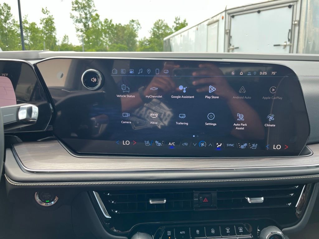 New 2025 Chevrolet Tahoe Premier image 17