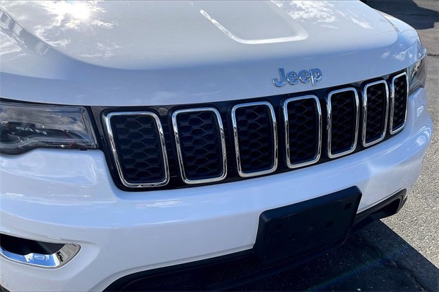 Certified 2022 Jeep Grand Cherokee Laredo X image 30