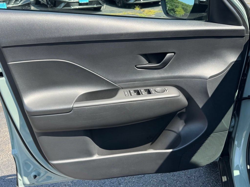 Certified 2026 Hyundai Kona SEL Sport AWD/4WD image 39