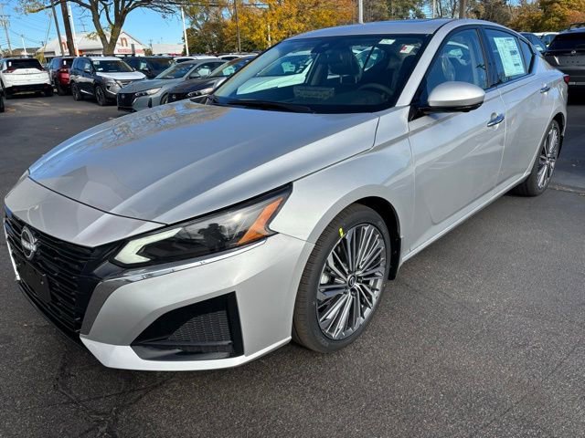 New 2025 Nissan Altima 2.5 SL