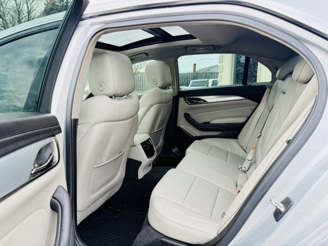 Used 2019 Cadillac CTS Luxury RWD image 8