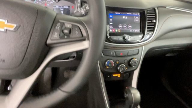 Used 2022 Chevrolet Trax LT w/ Driver Confidence Package AWD/4WD image 32