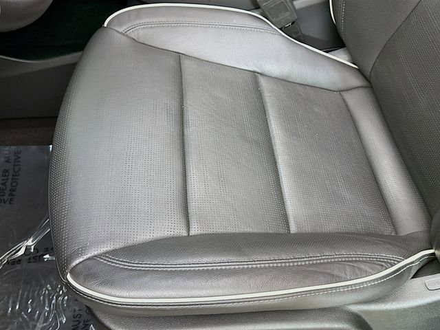 Used 2023 Cadillac Escalade Premium Luxury w/ Performance Package image 22