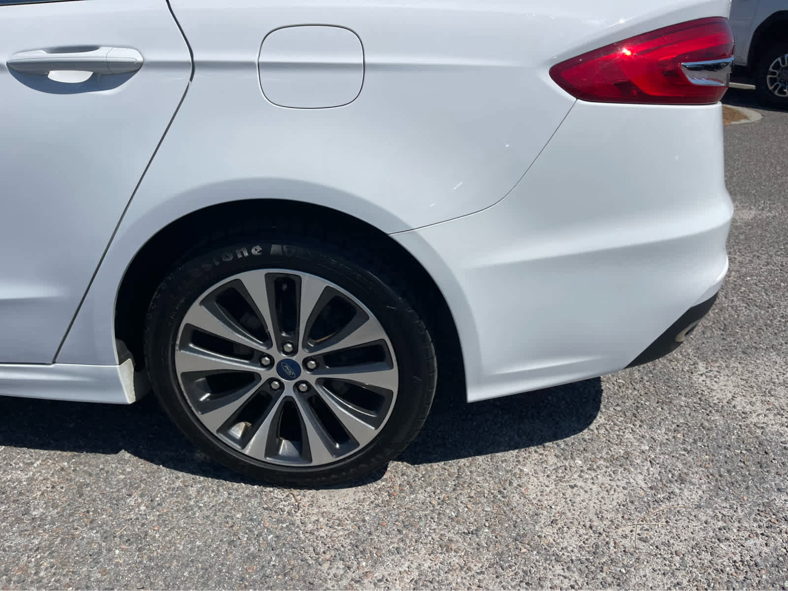 Used 2020 Ford Fusion SE AWD/4WD image 8
