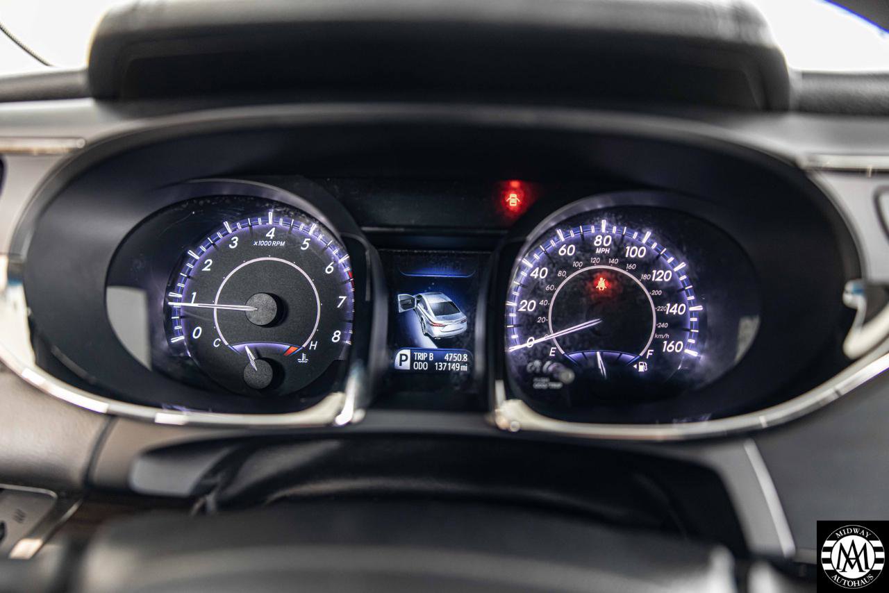 Used 2014 Toyota Avalon XLE Touring image 22