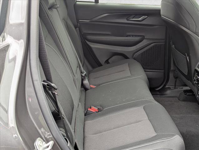 New 2025 Jeep Grand Cherokee Laredo X w/ Luxury Tech Group I image 20