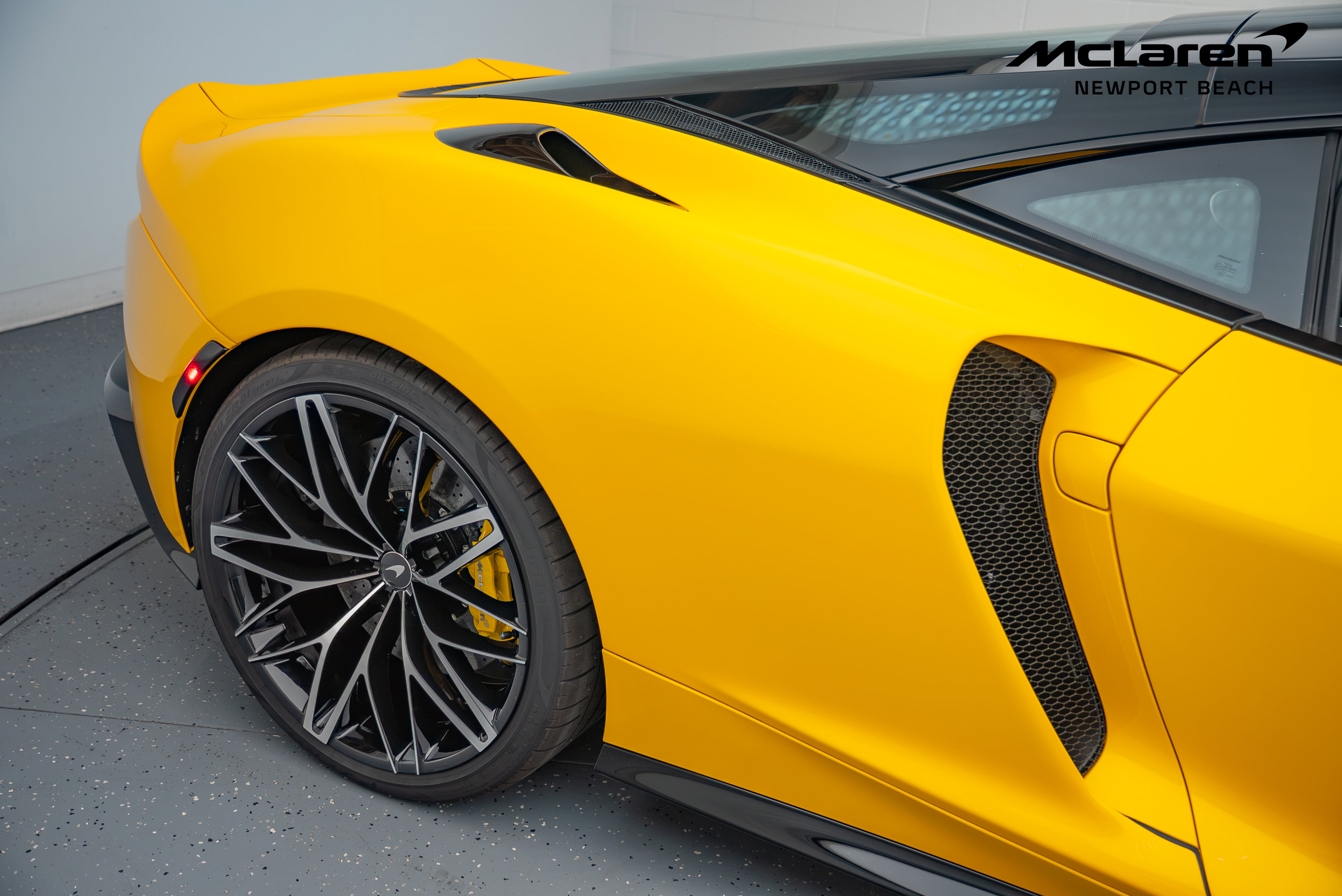 Used 2025 McLaren GTS image 6