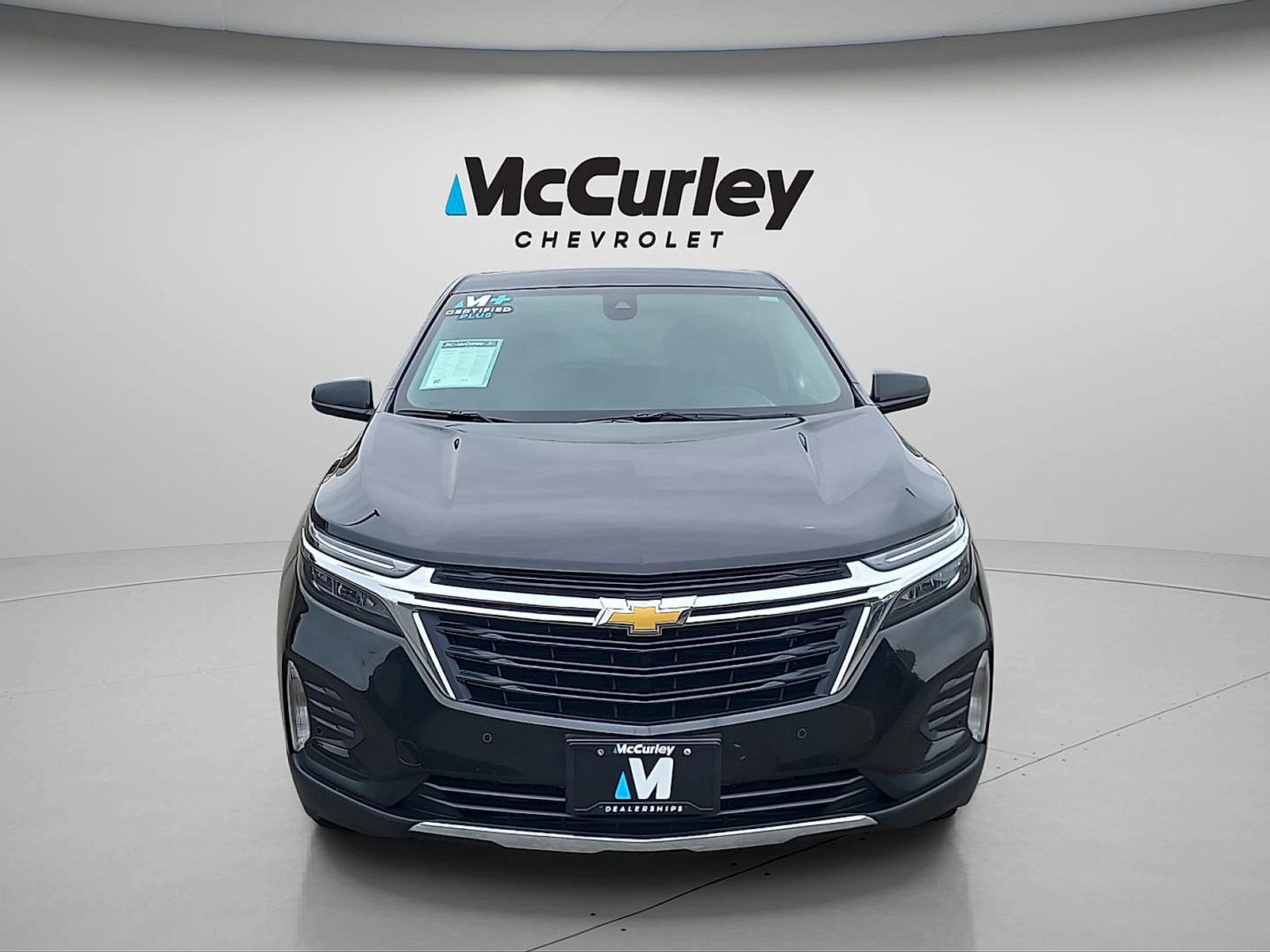 Used 2024 Chevrolet Equinox LT AWD/4WD image 2