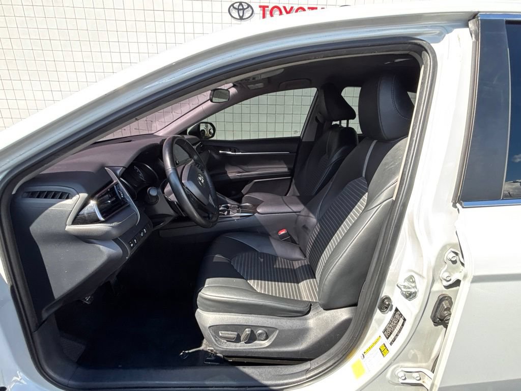 Used 2023 Toyota Camry SE FWD image 10