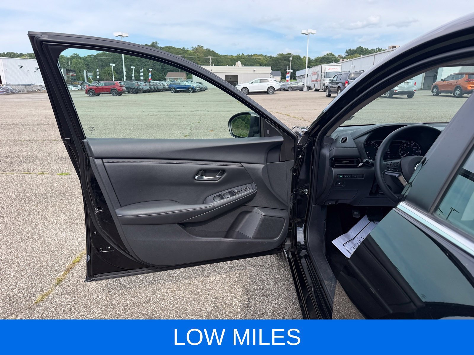 Used 2023 Nissan Sentra SV FWD image 12