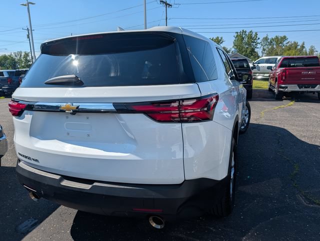 Used 2023 Chevrolet Traverse LS w/ LPO, Floor Liner Package AWD/4WD image 7