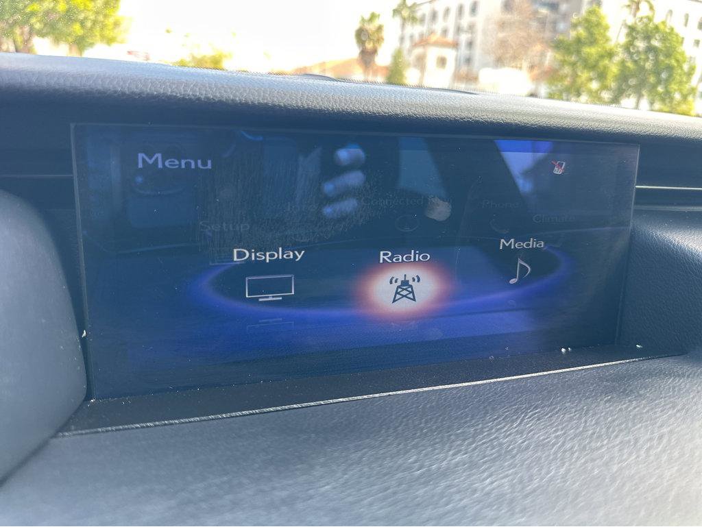 Used 2020 Lexus IS 350 F Sport w/ F Sport Package image 5