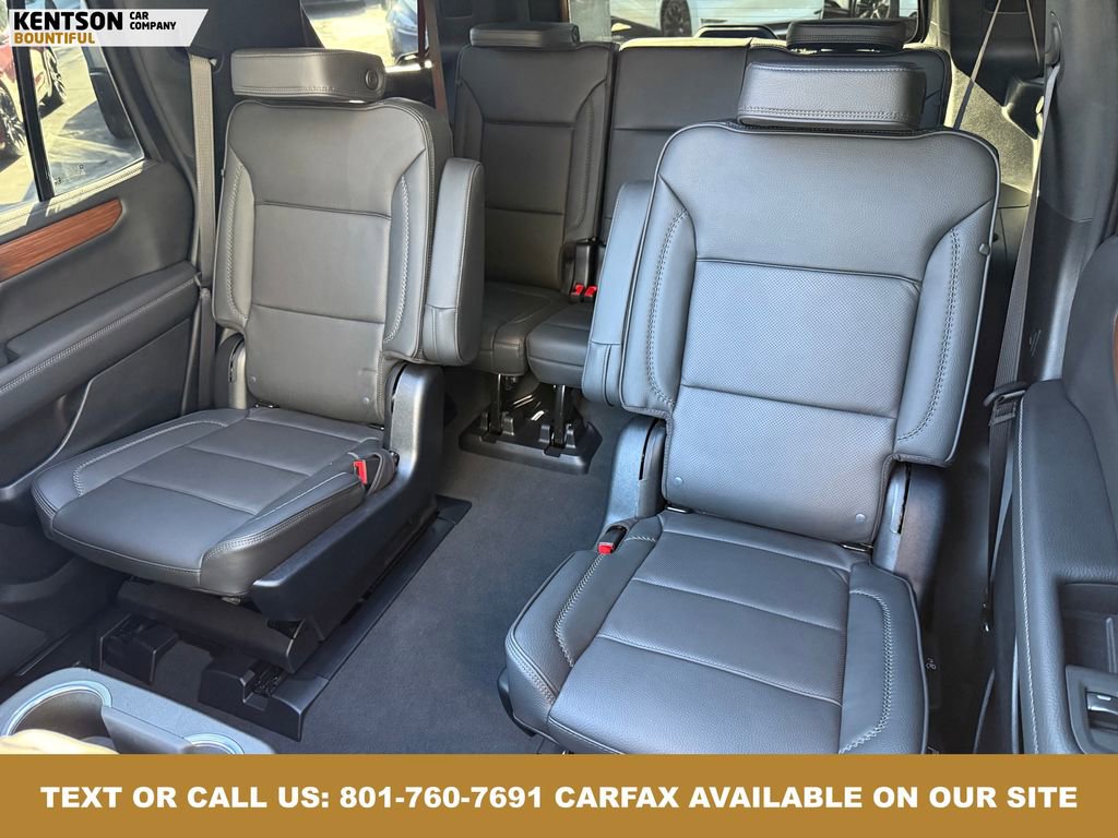 Used 2025 GMC Yukon Denali w/ Sun & Power Step Package image 38