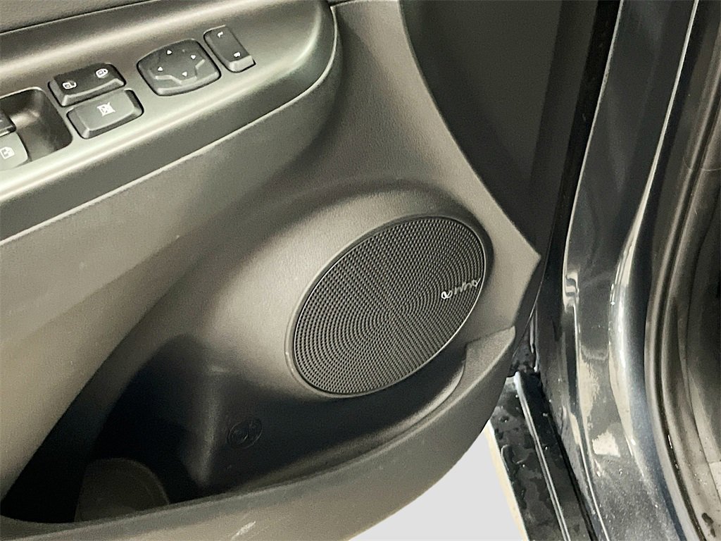 Used 2021 Hyundai Kona Ultimate image 19