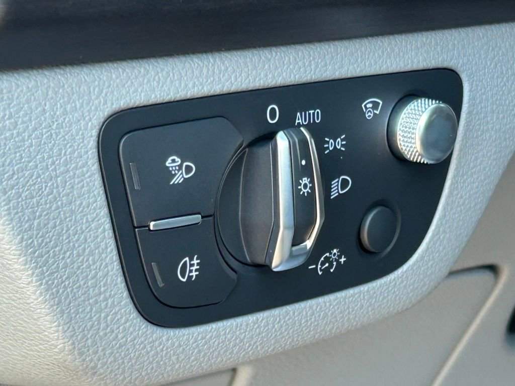 New 2025 Audi Q5 Prestige image 75