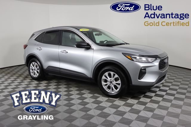 Used 2023 Ford Escape Active image 1
