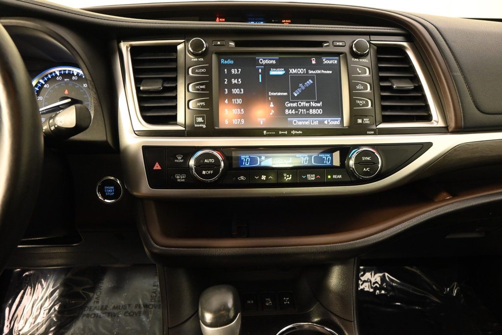 Used 2019 Toyota Highlander Limited Platinum AWD/4WD image 27