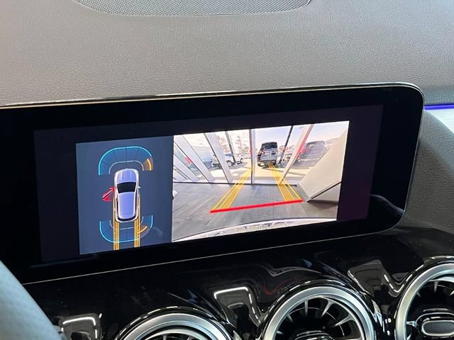 New 2025 Mercedes-Benz GLA 35 AMG 4MATIC image 6