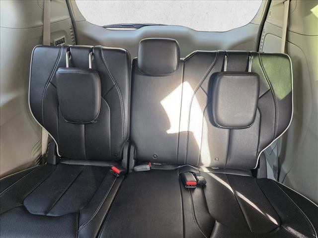 Used 2021 Chrysler Pacifica Limited AWD/4WD image 15