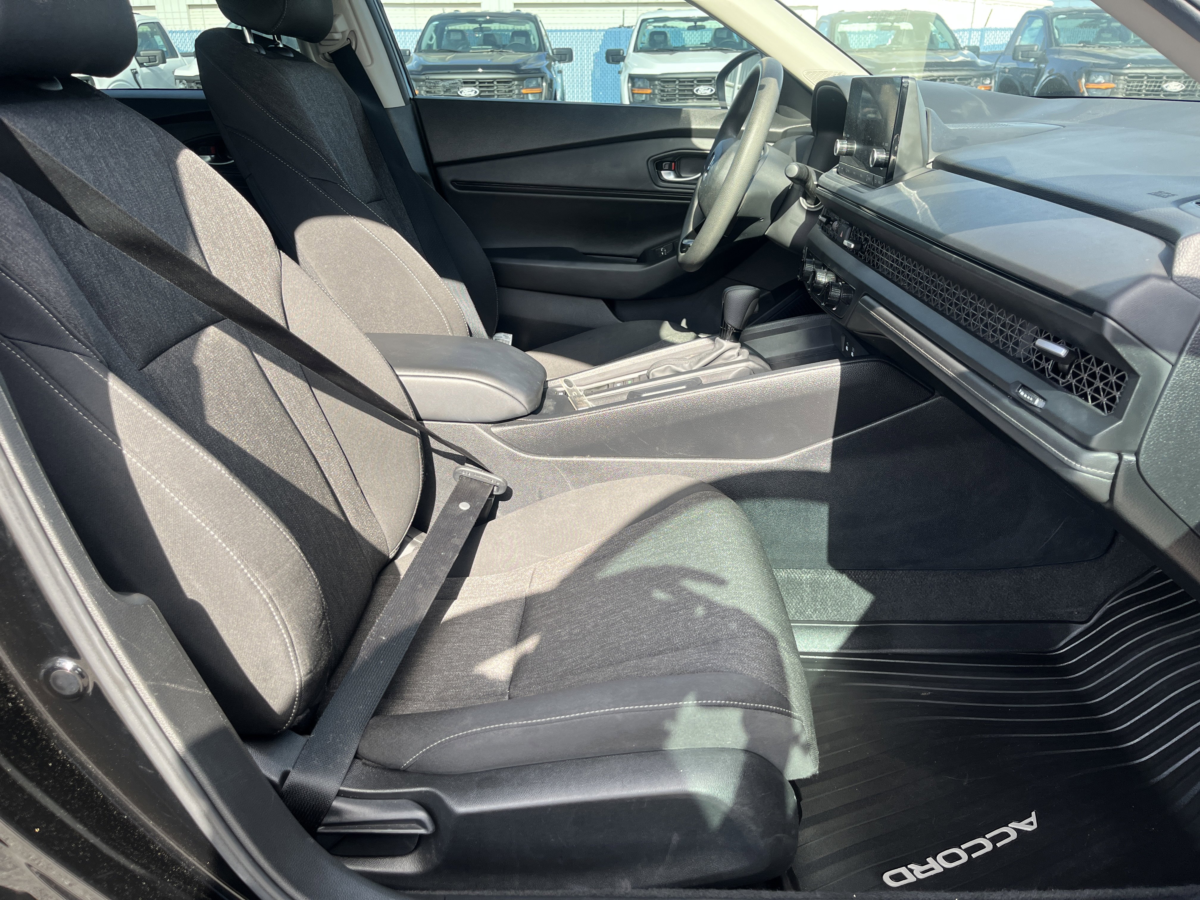 Used 2025 Honda Accord SE image 15