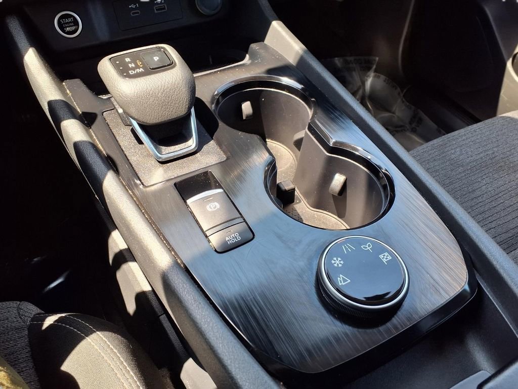 Certified 2023 Nissan Rogue SV AWD/4WD image 11