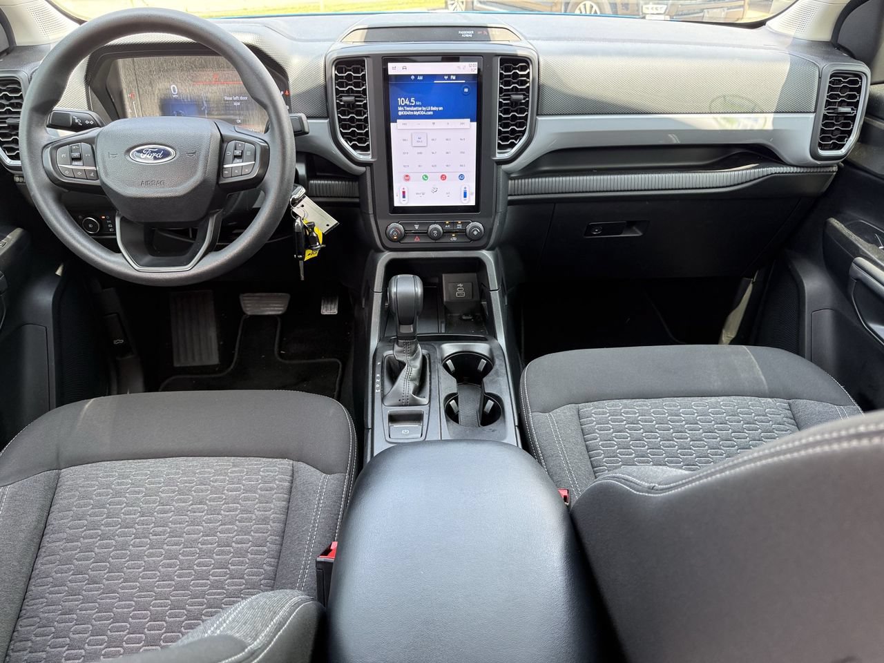 Used 2025 Ford Ranger XL RWD image 9