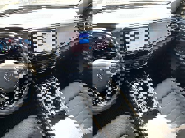 Used 2024 Volkswagen Atlas Cross Sport SEL R-Line image 13