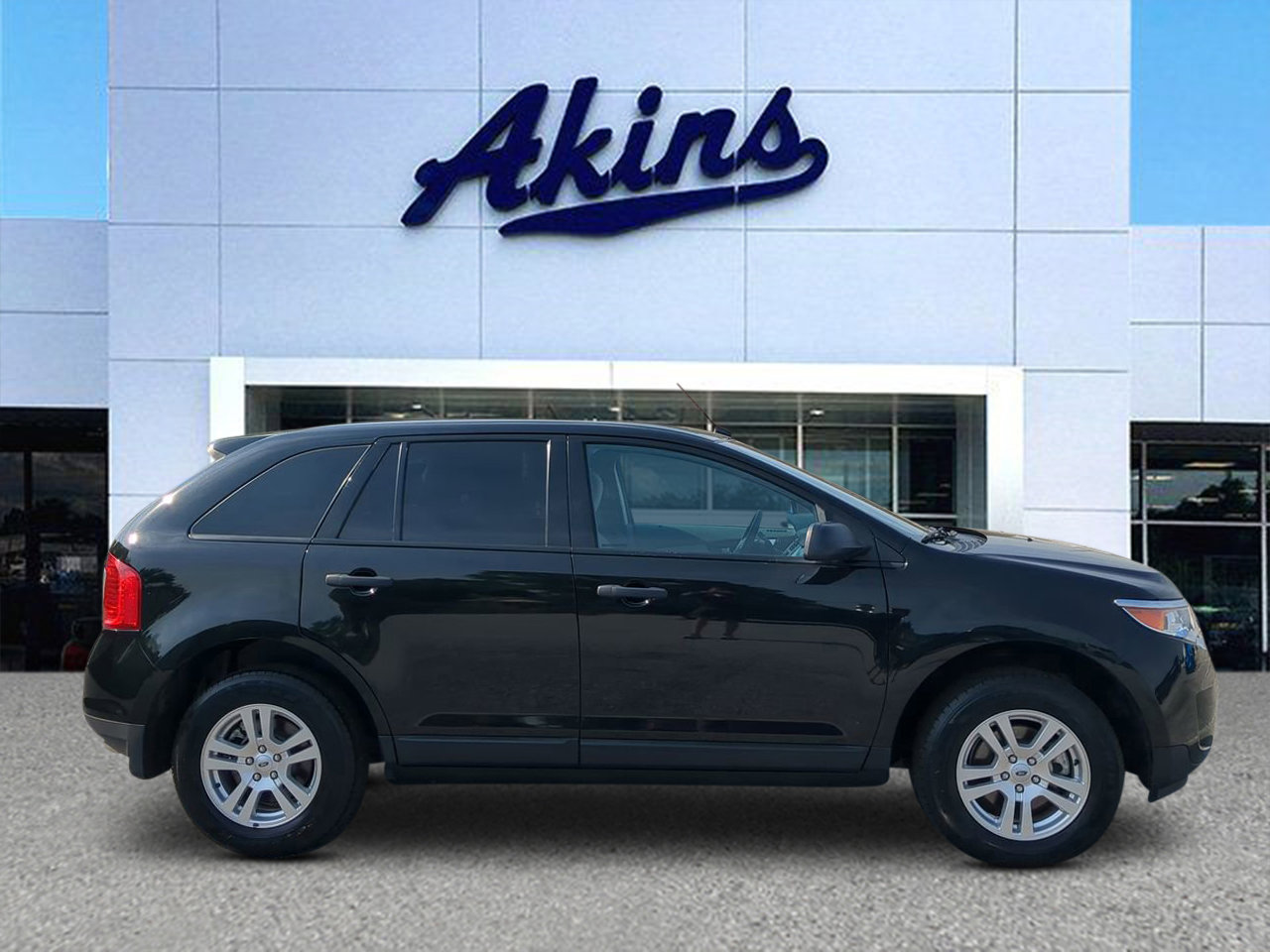 Used 2013 Ford Edge SE video 1