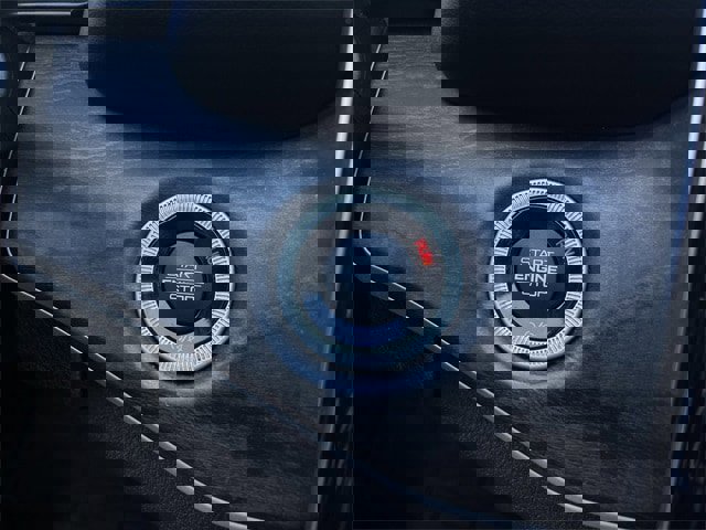 Used 2023 Jeep Grand Cherokee L Limited w/ Black Appearance Package image 23