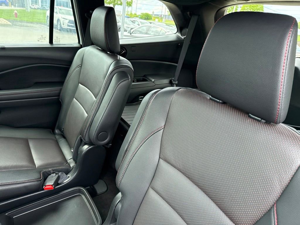 Used 2022 Honda Pilot Elite image 27