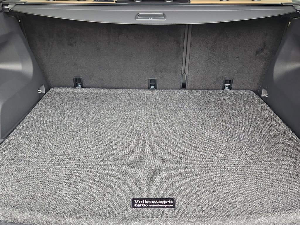 New 2026 Volkswagen Atlas Cross Sport SE image 23