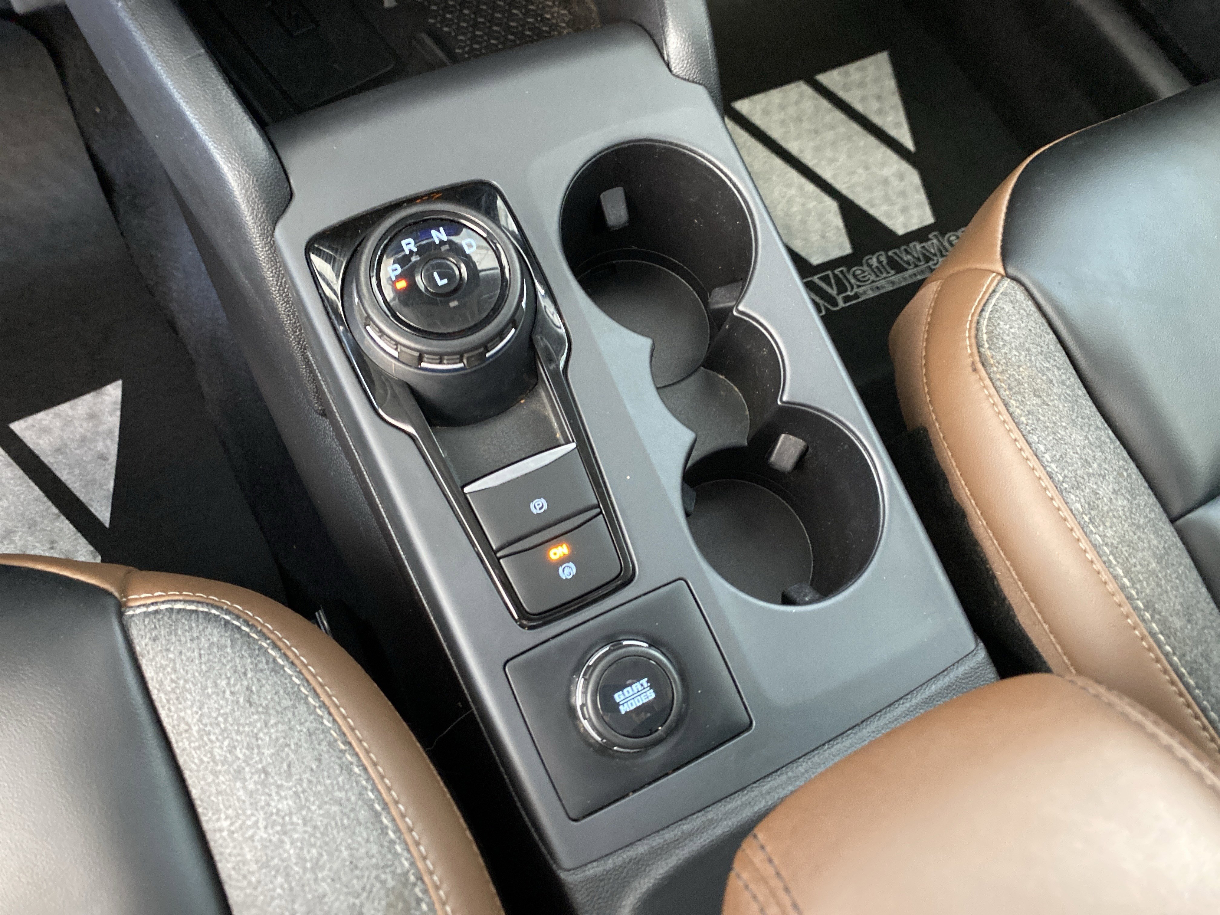 Used 2024 Ford Bronco Sport Outer Banks w/ Tech Package image 14