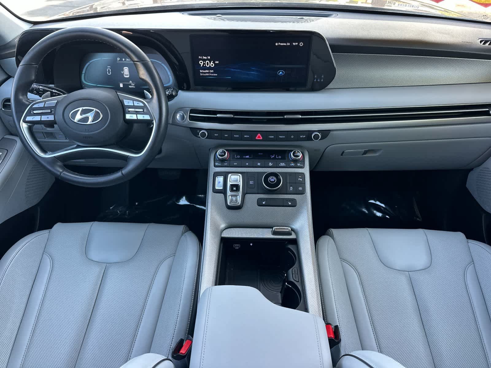 Certified 2024 Hyundai Palisade SEL FWD image 4