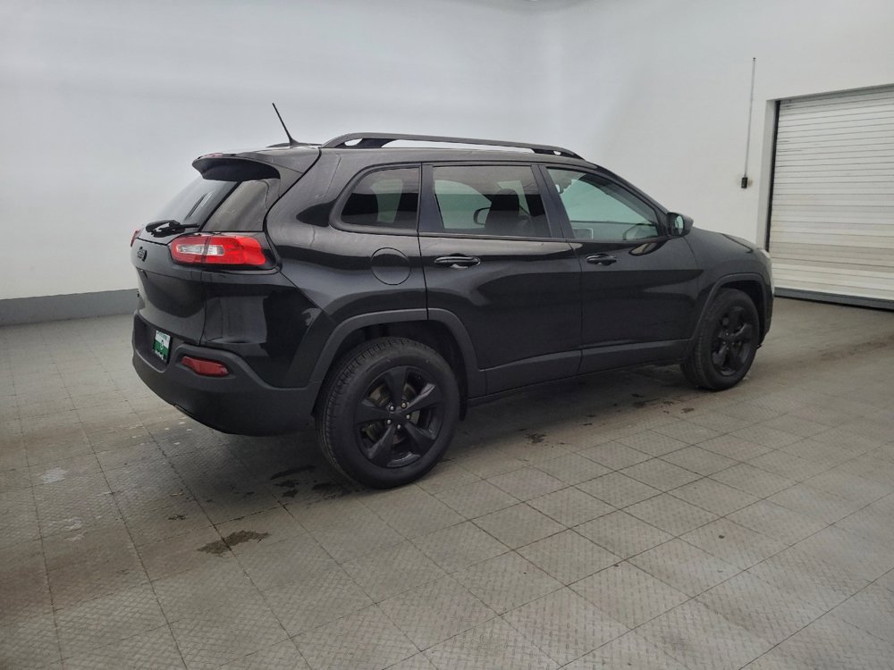 Used 2015 Jeep Cherokee Latitude w/ Cold Weather Group image 10