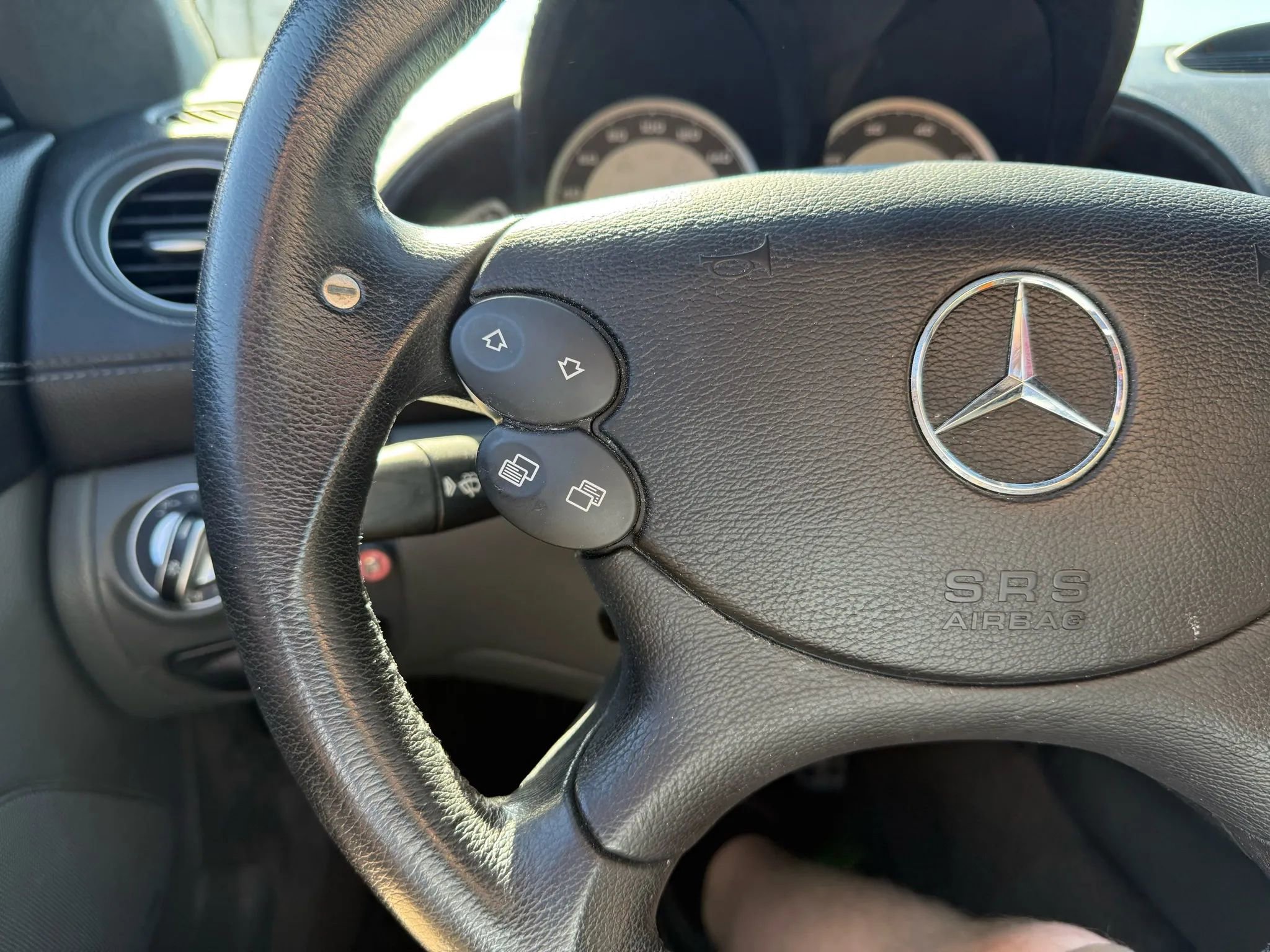 Used 2004 Mercedes-Benz SL 55 AMG image 20