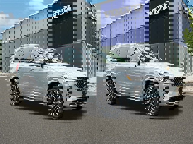 New 2026 Volvo XC90 B6 Plus w/ Protection Package Premier