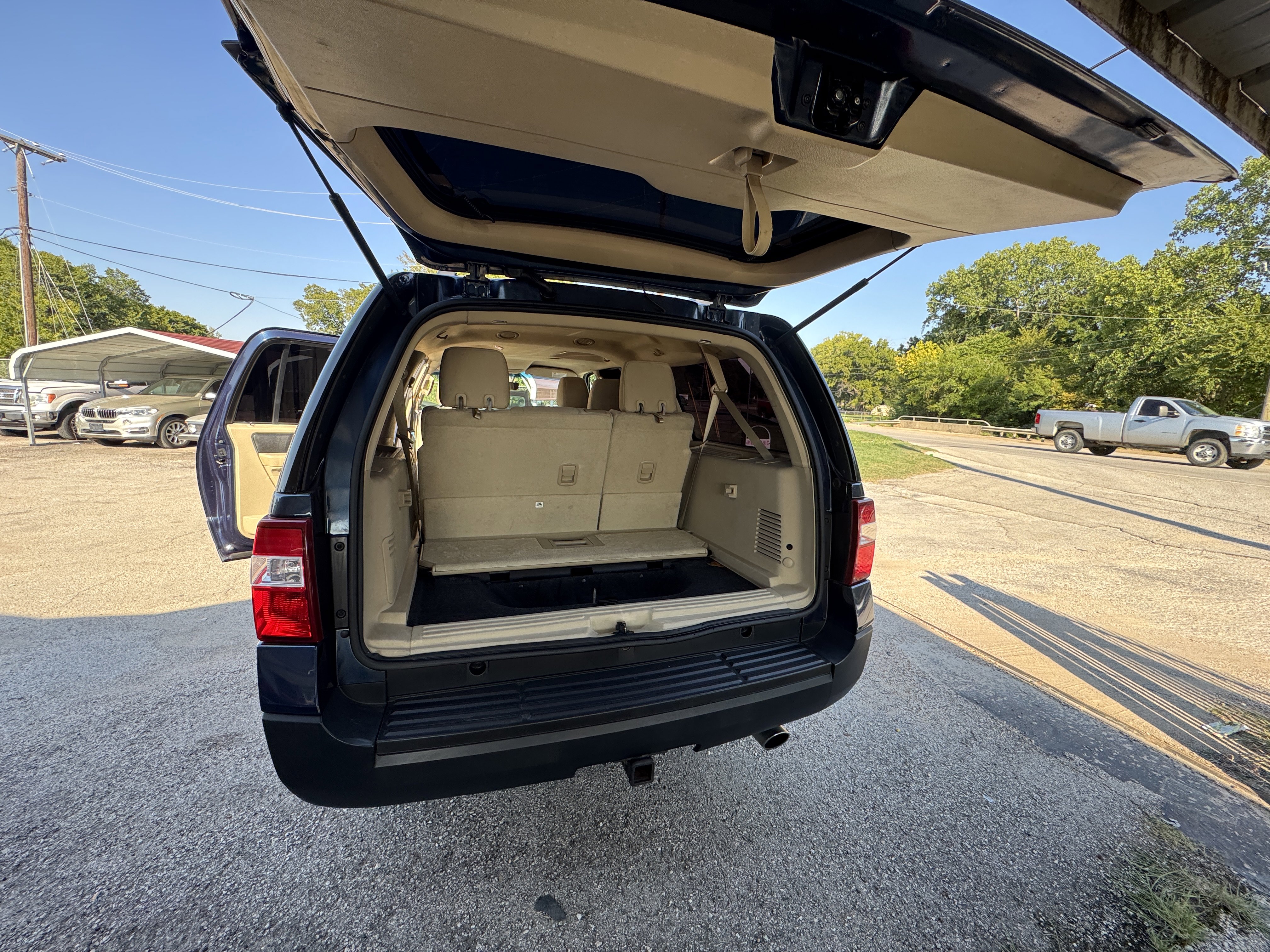 Used 2015 Ford Expedition EL XL w/ Equipment Group 101B image 27