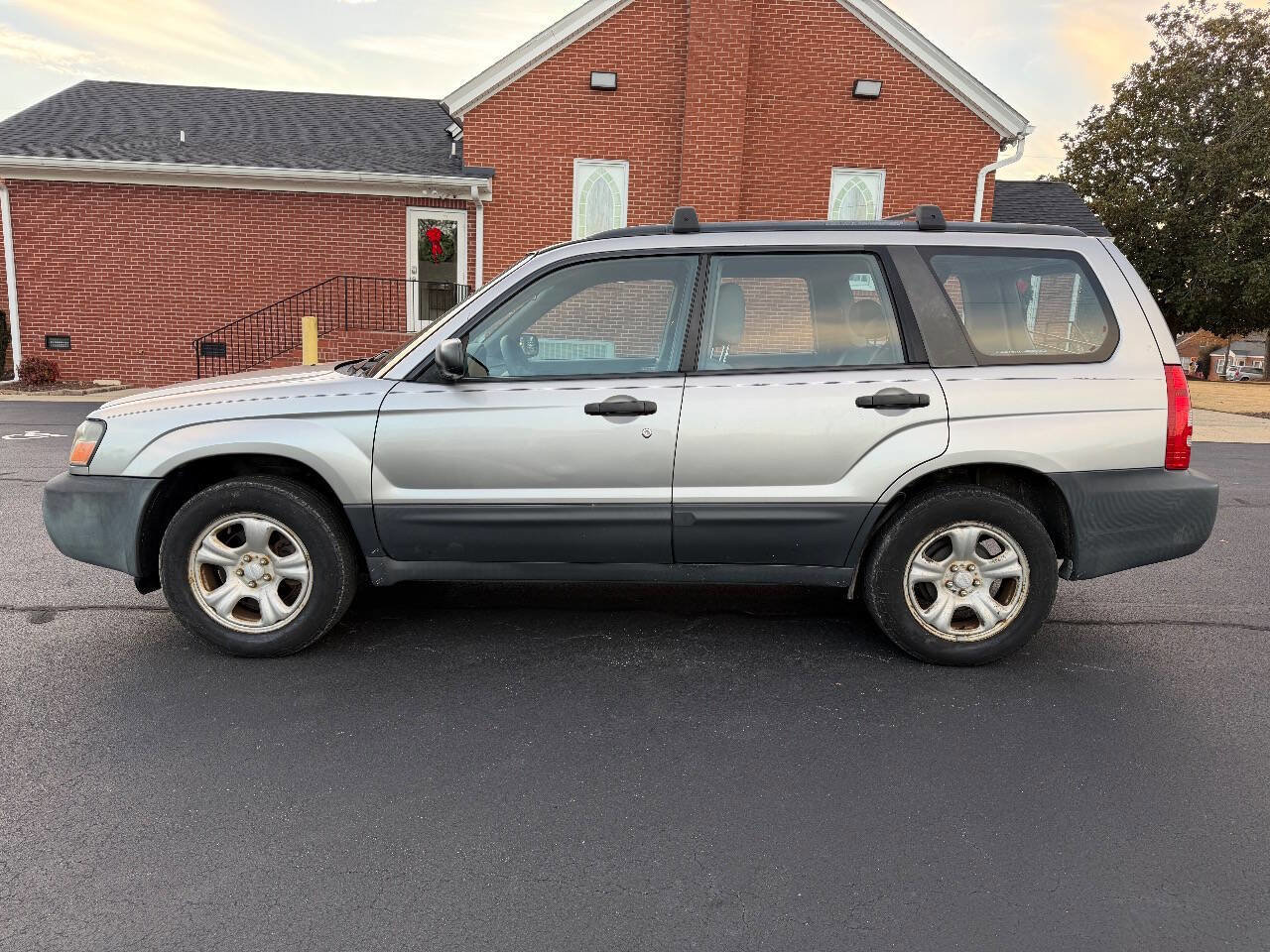 Used 2005 Subaru Forester 2.5X image 8