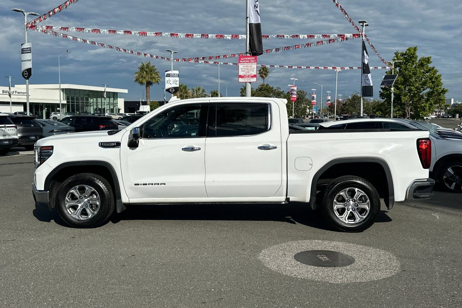 Used 2024 GMC Sierra 1500 SLT RWD image 7