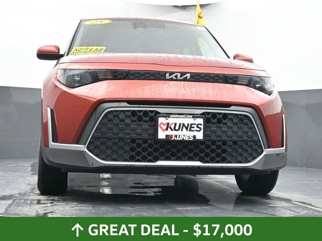 Used 2025 Kia Soul LX w/ LX Technology Package image 49